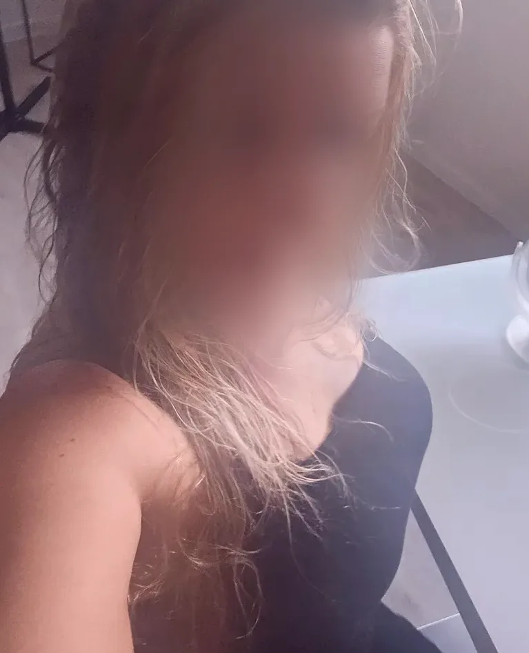 Michelle, 31